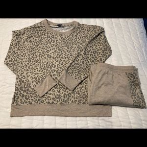 Women’s XL pajama set